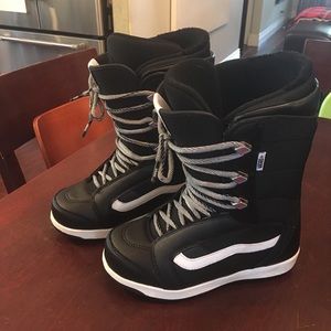 Vans Snowboard Boots
